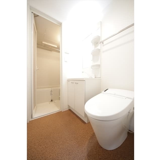 Room image 14