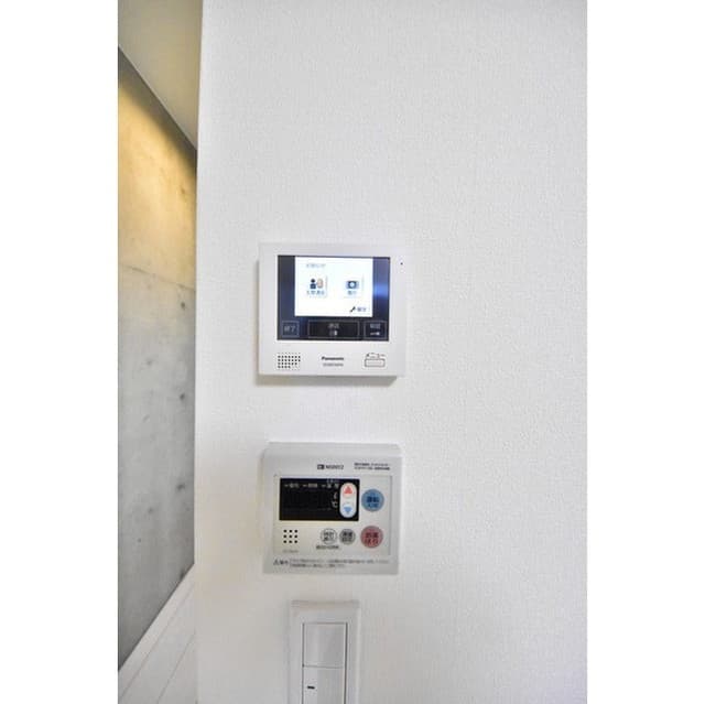 Room image 11