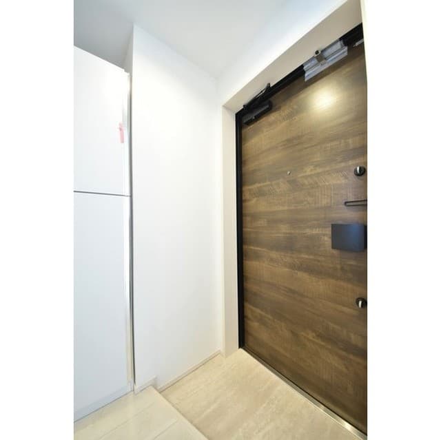 Room image 10