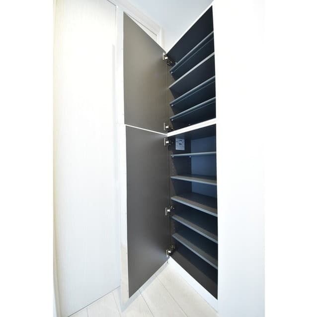 Room image 11