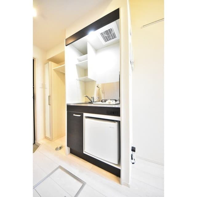 Room image 9