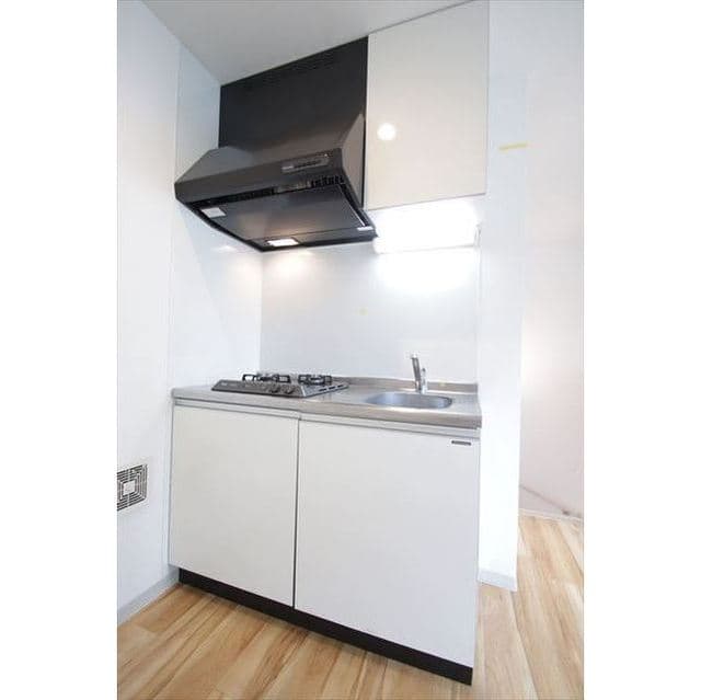 Room image 11