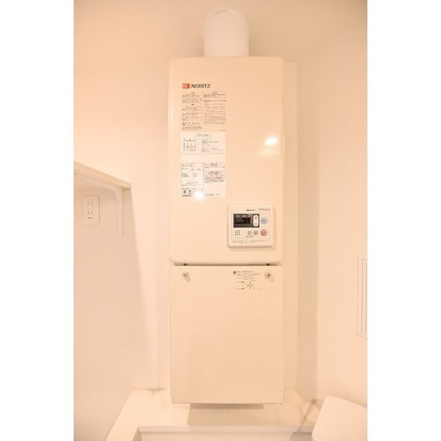 Room image 10