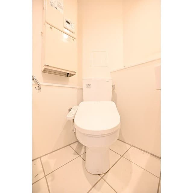 Room image 11