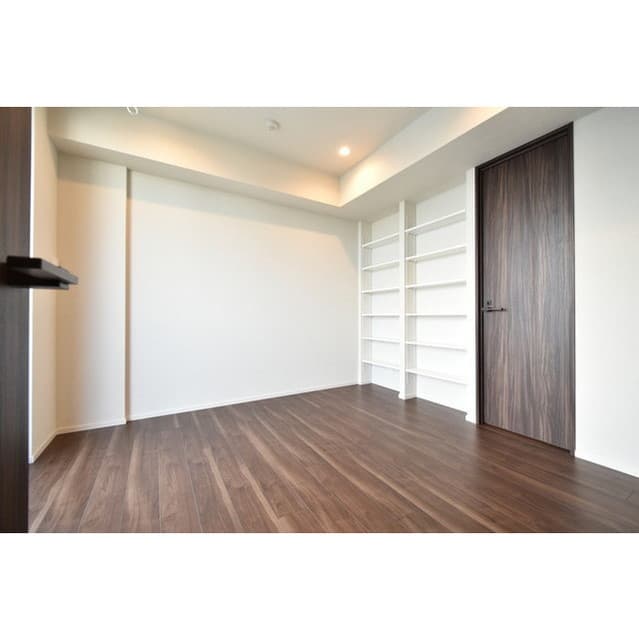 Room image 14