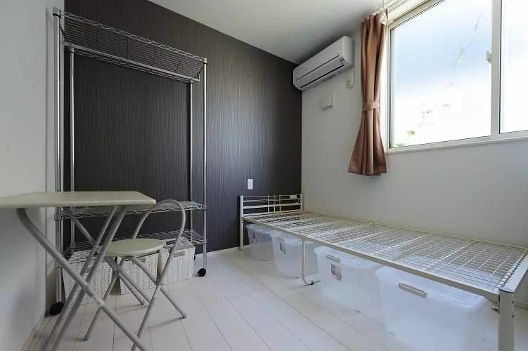 Room image 9