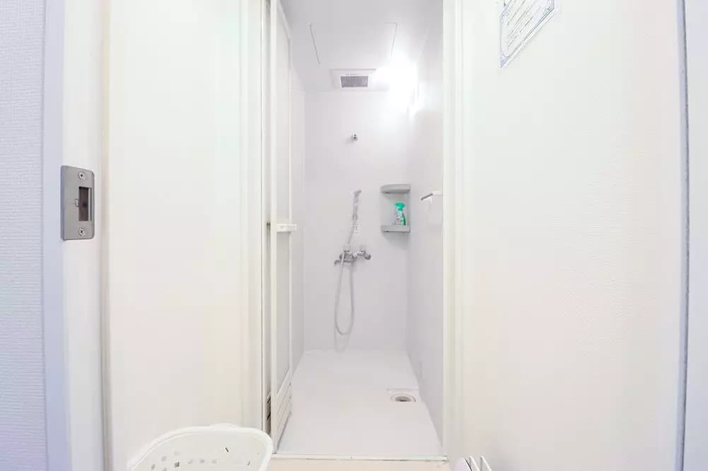 Room image 9