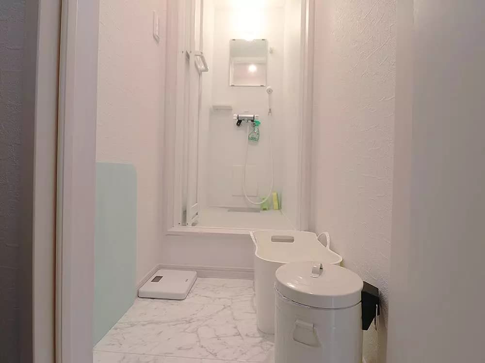 Room image 9