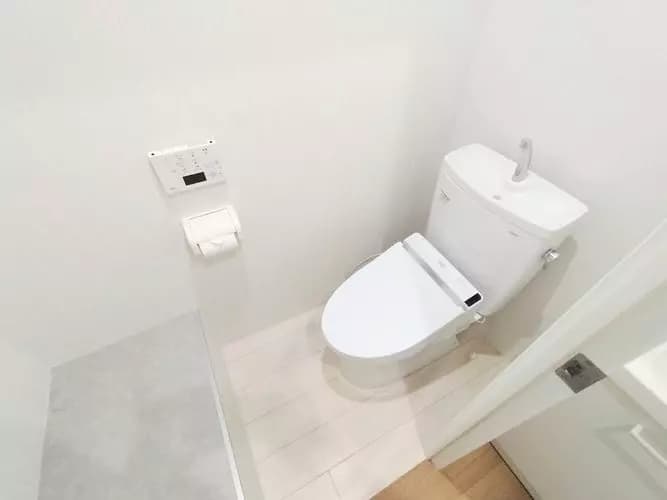 Room image 10