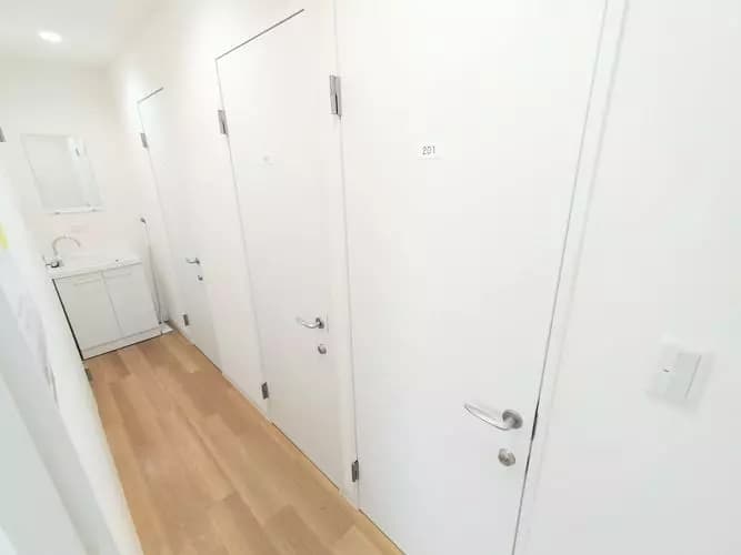 Room image 16