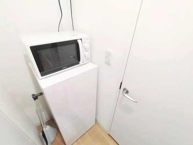 Room image 12