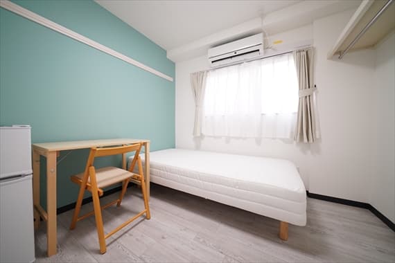 Room image 8