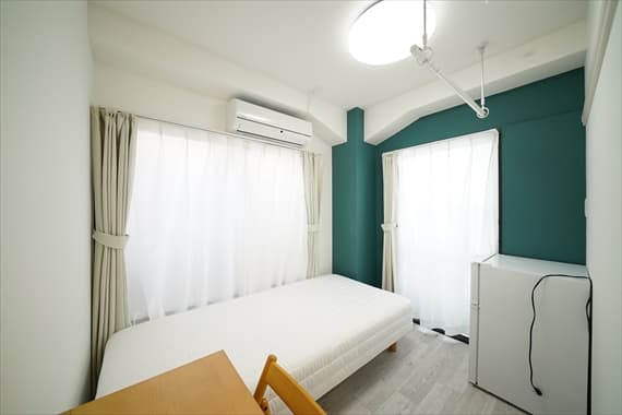 Room image 9