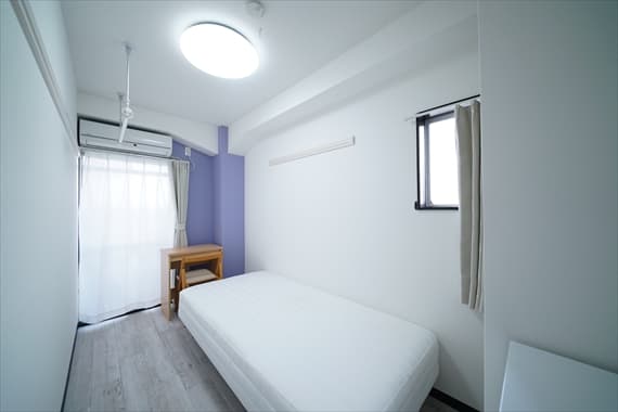 Room image 11