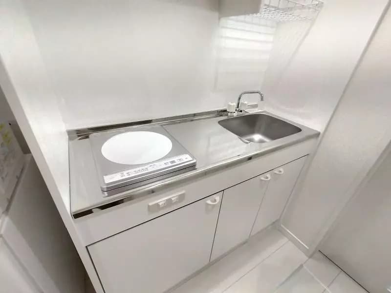 Room image 10