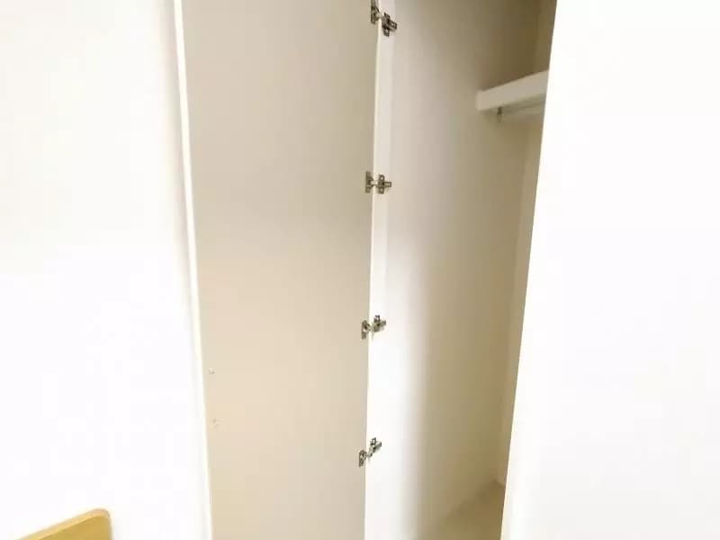 Room image 13
