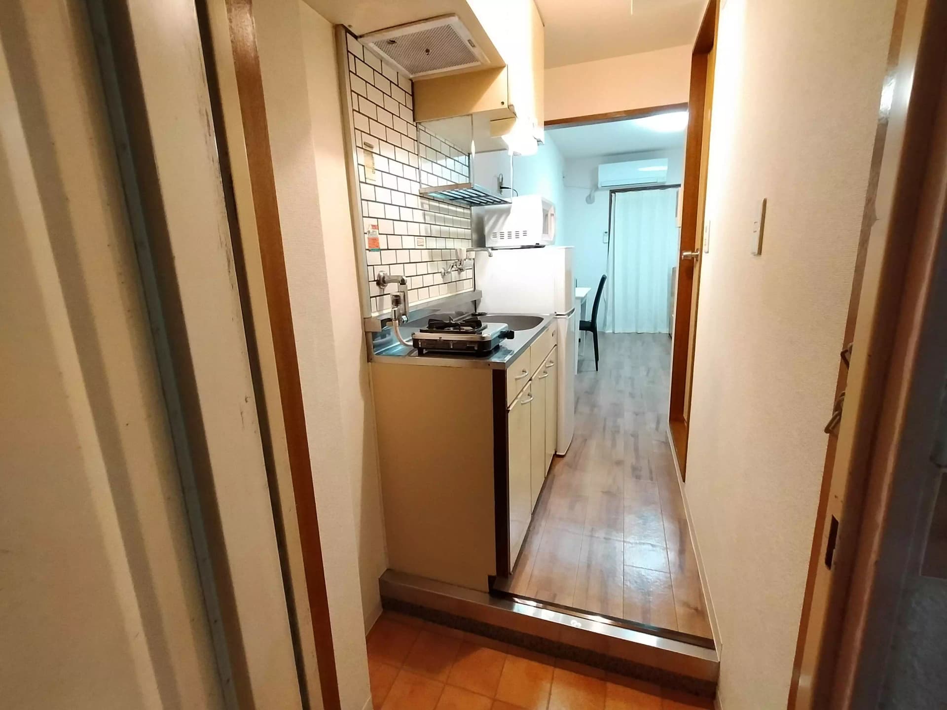 Room image 9