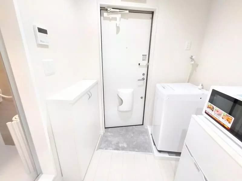 Room image 12