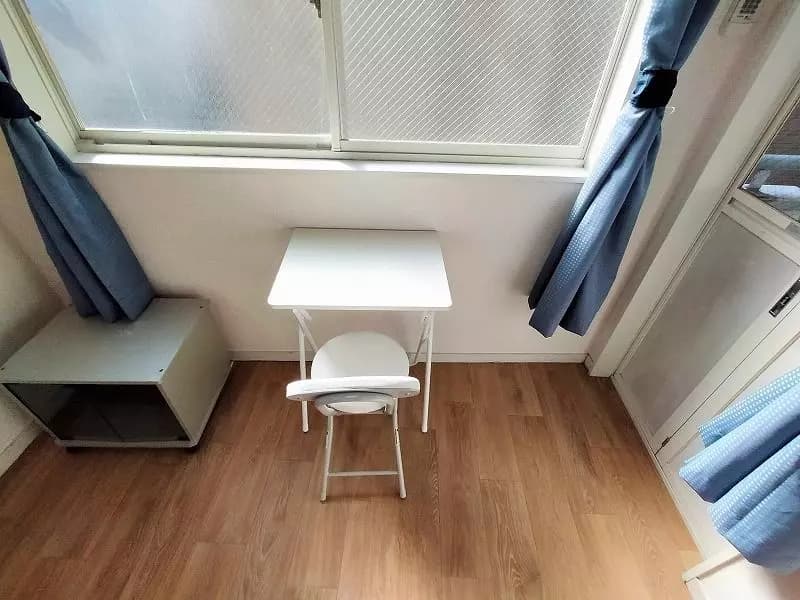 Room image 11