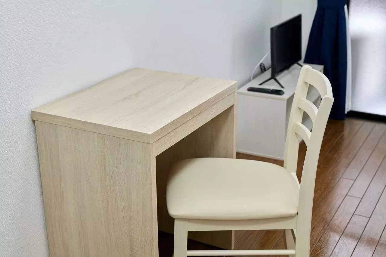 Room image 8