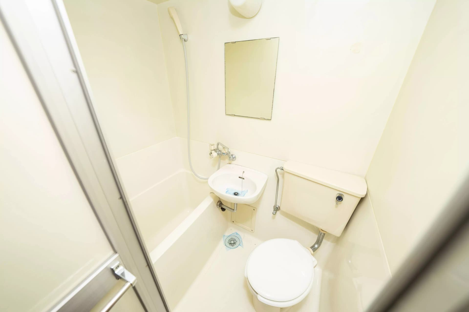 Room image 10