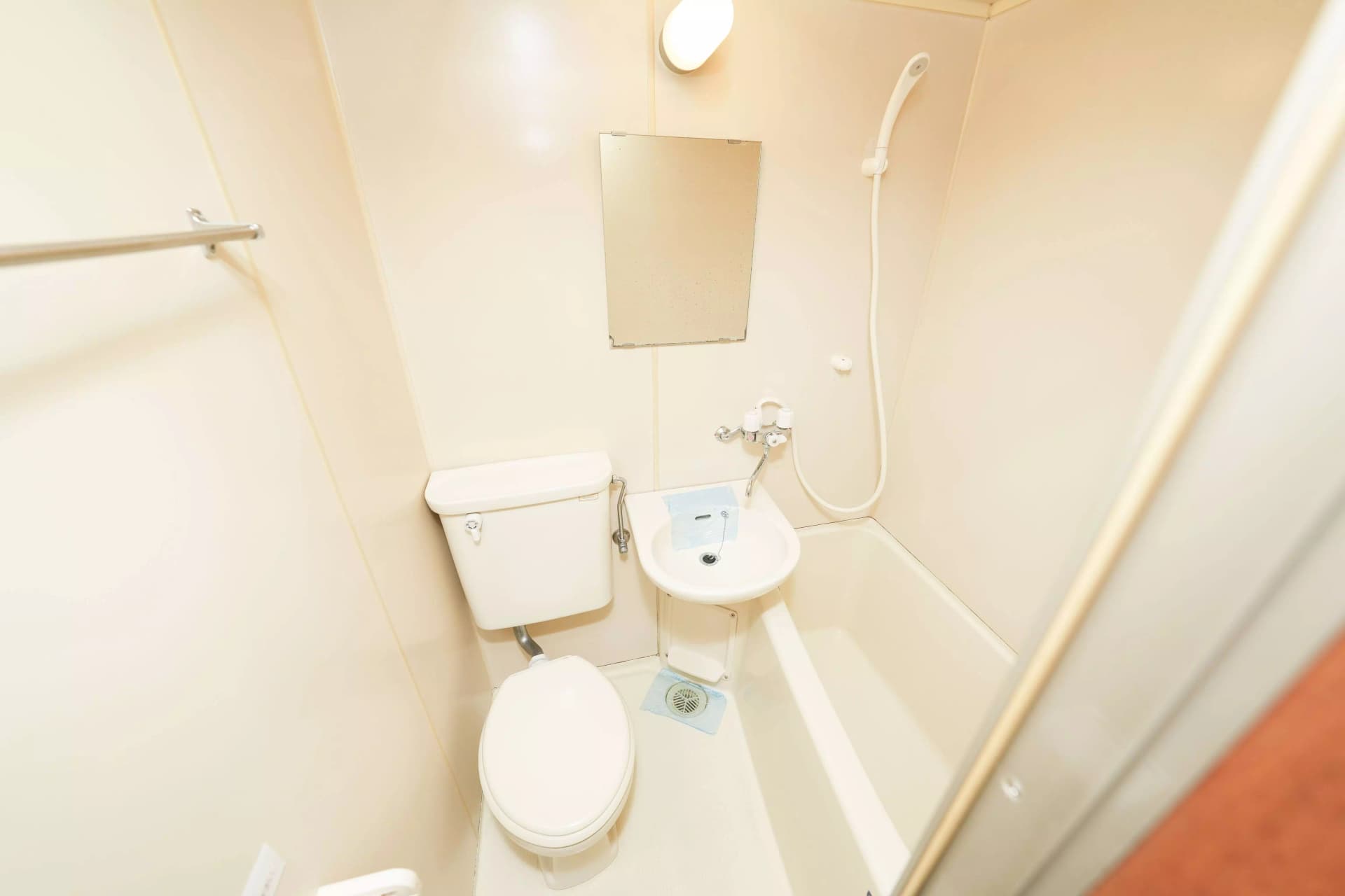 Room image 11