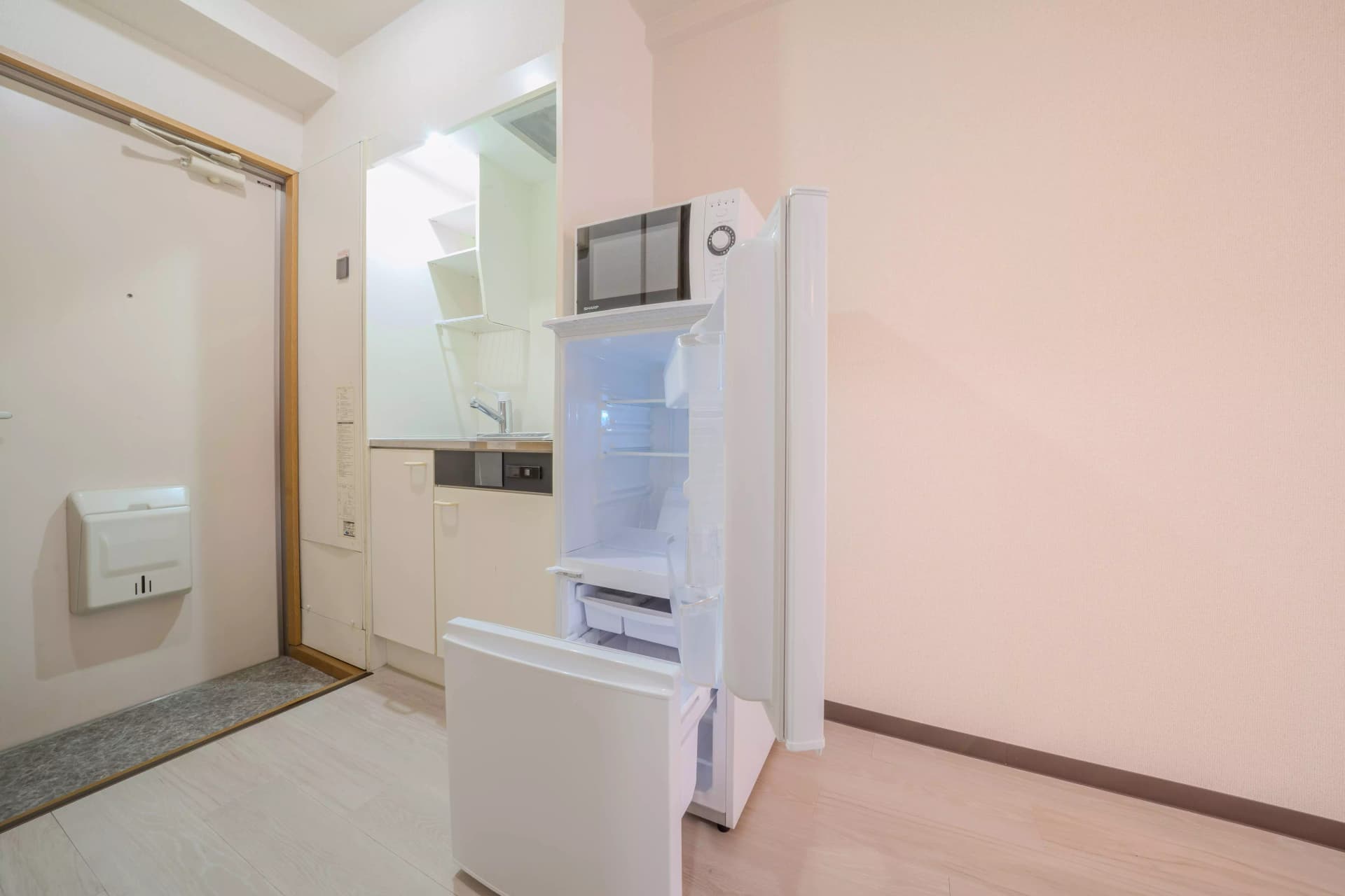 Room image 10