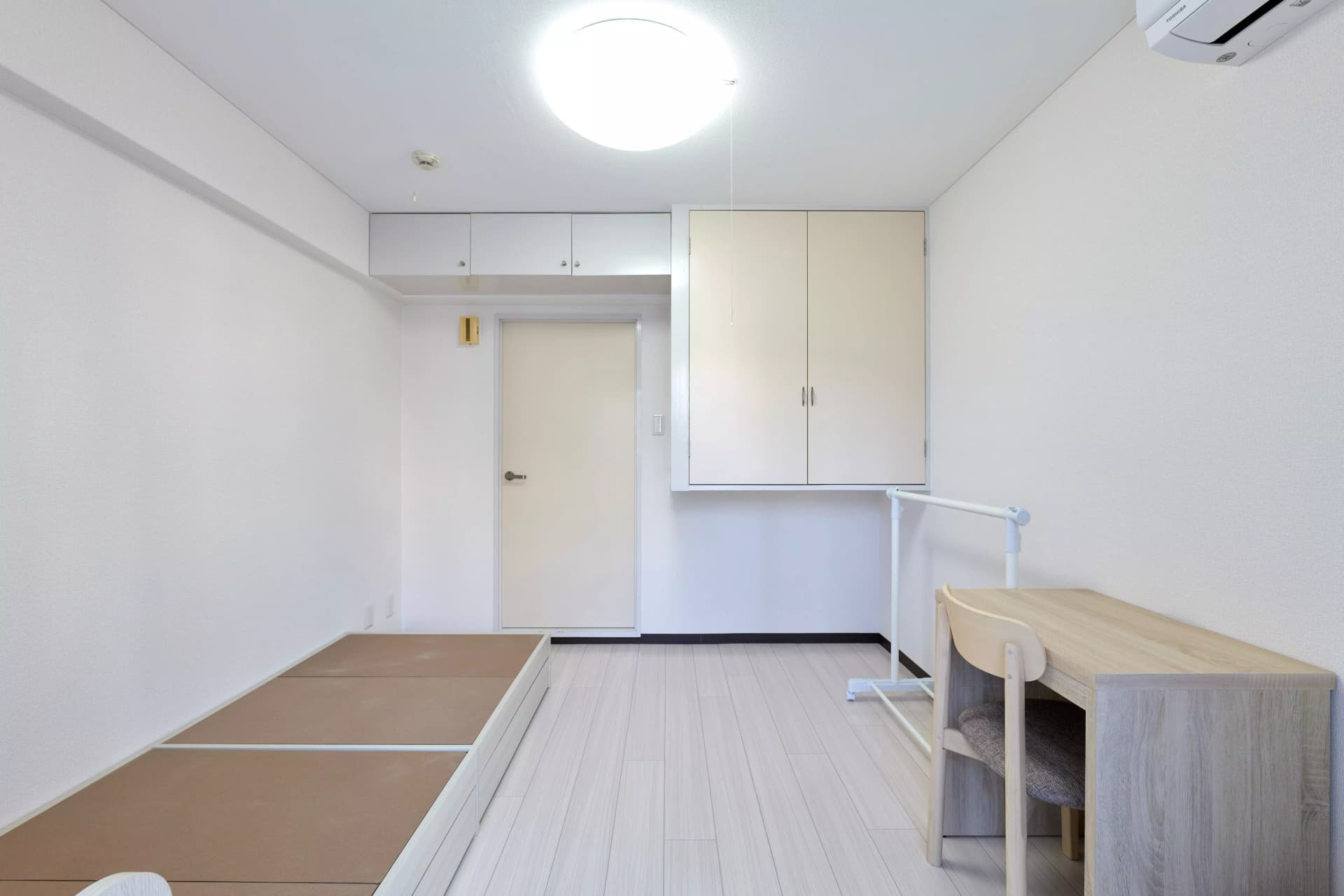 Room image 16