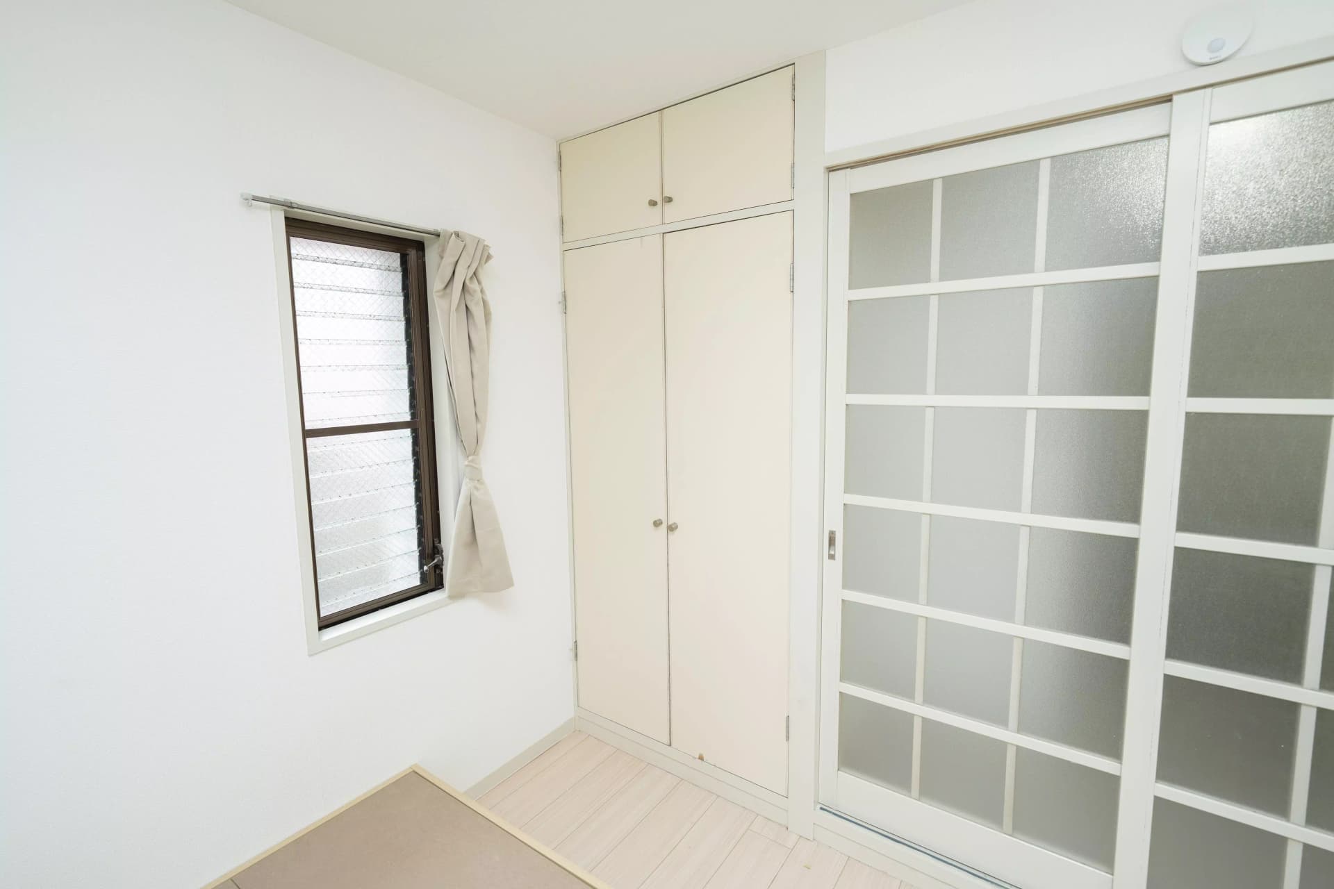 Room image 14
