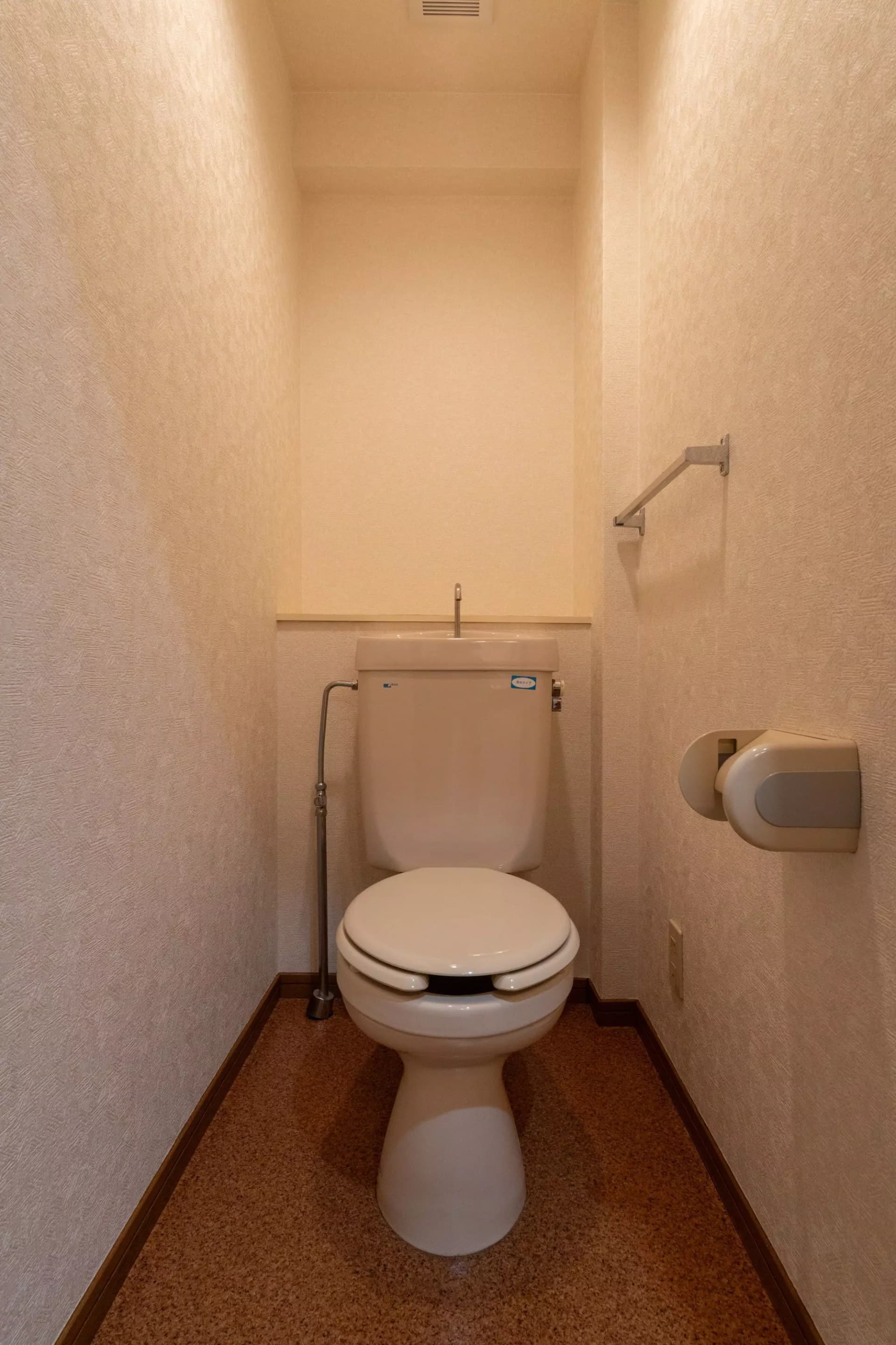 Room image 12