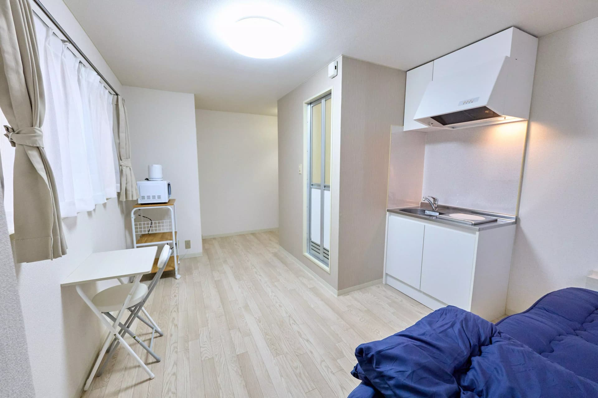 Room image 8