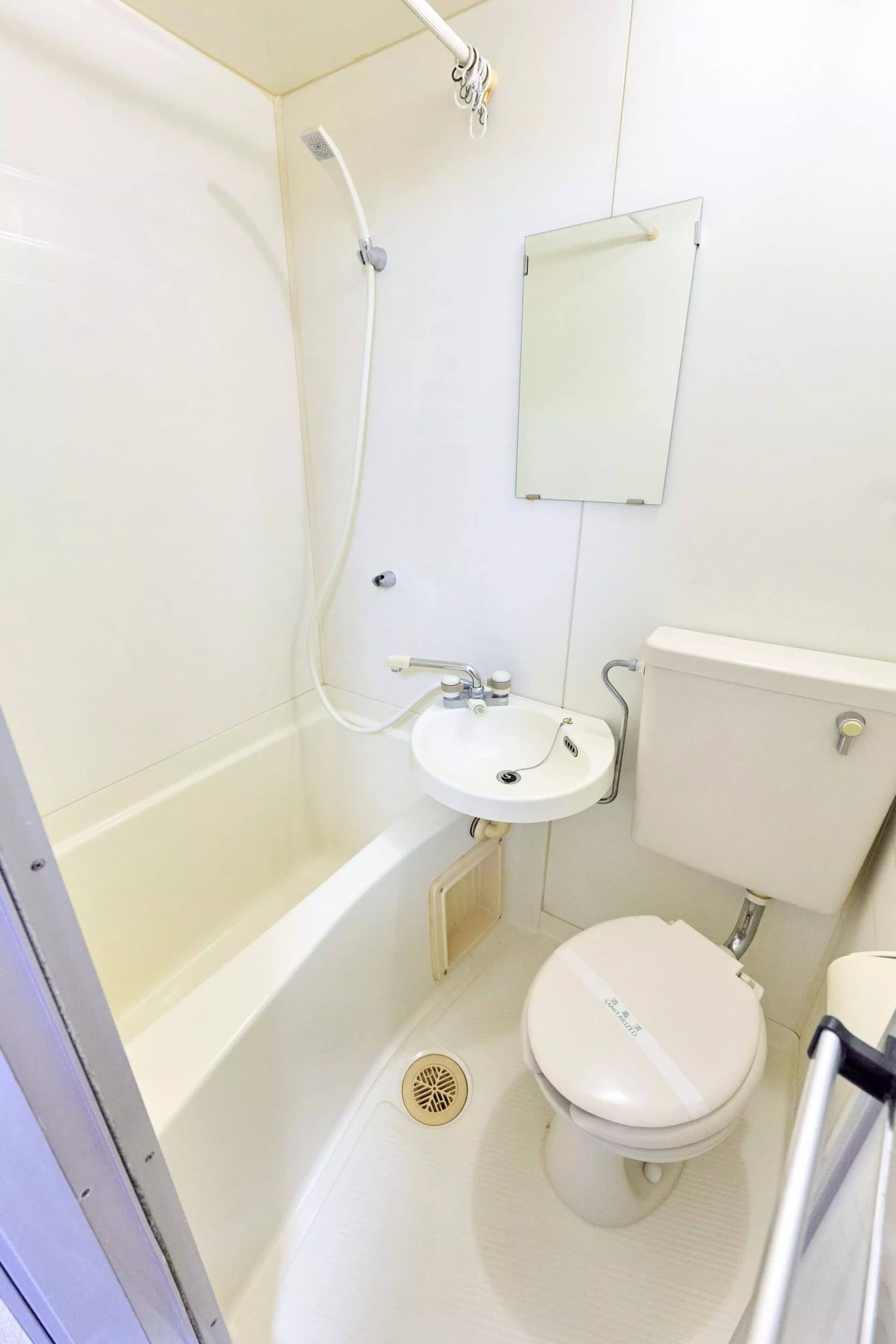 Room image 9
