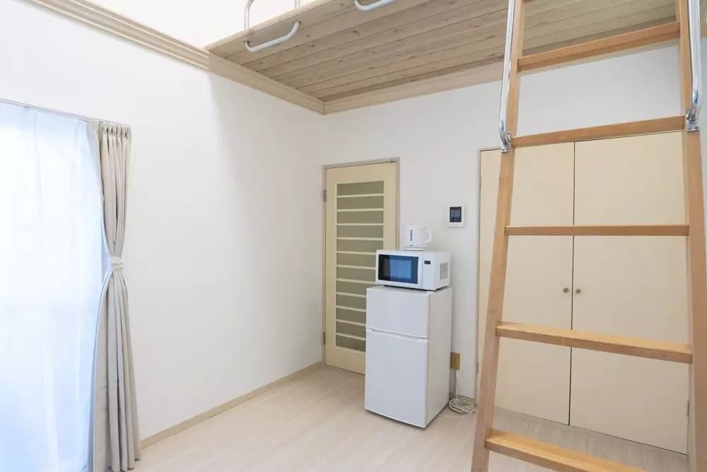Room image 9