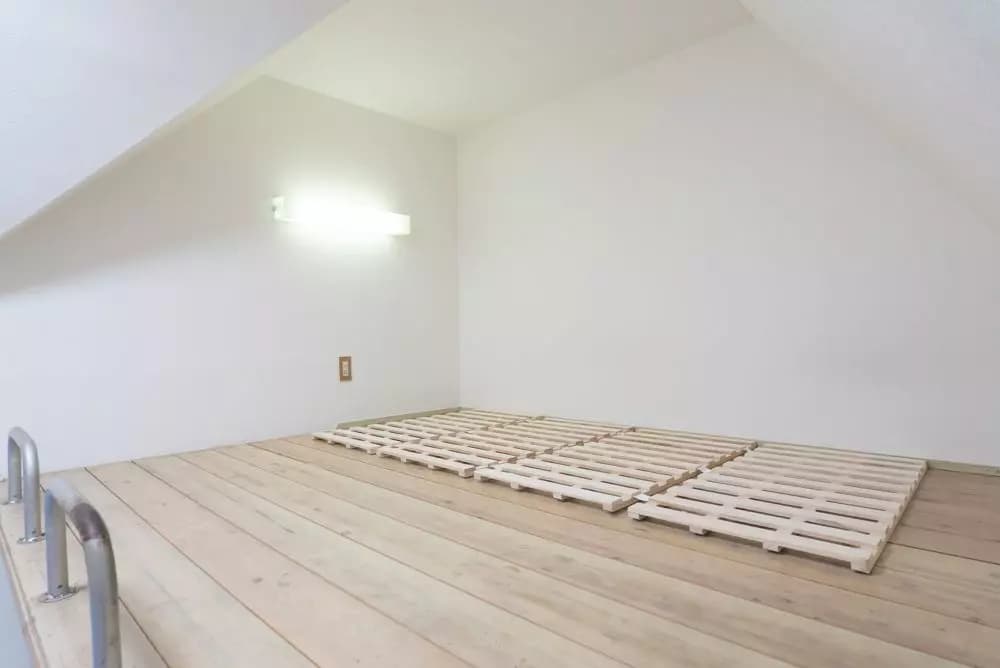 Room image 10