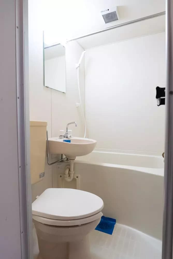 Room image 13