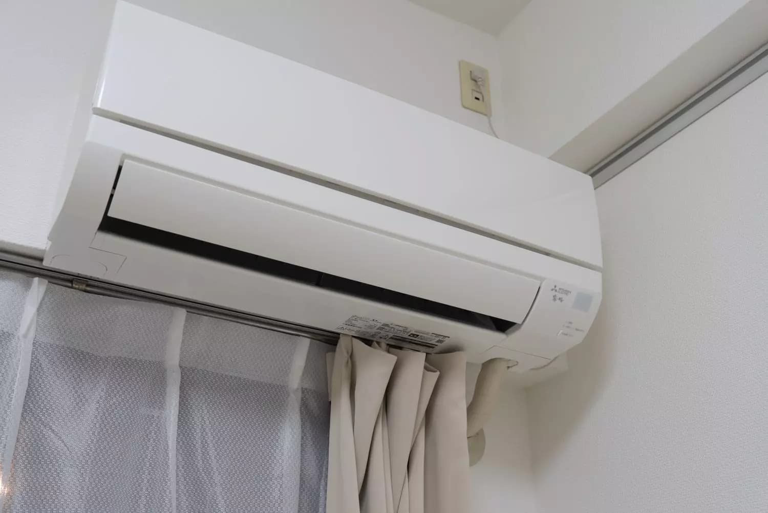 Room image 15