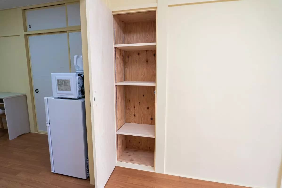 Room image 12