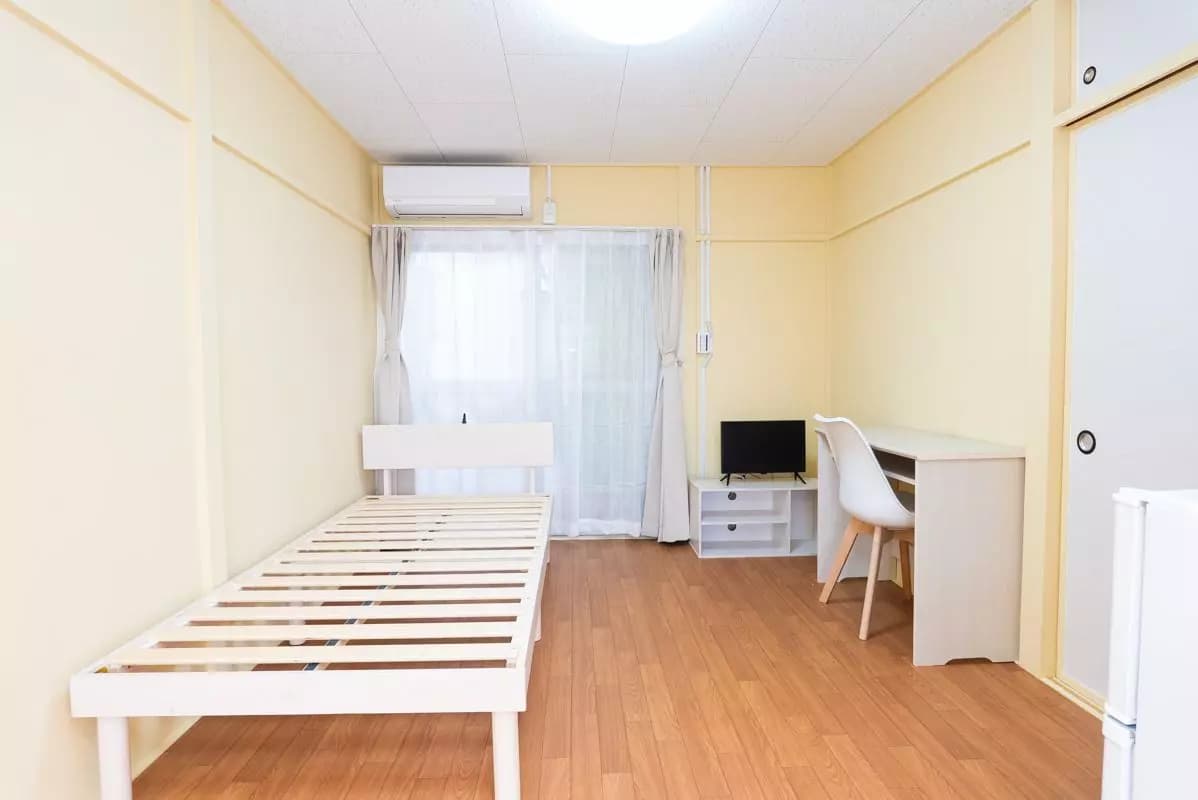 Room image 13
