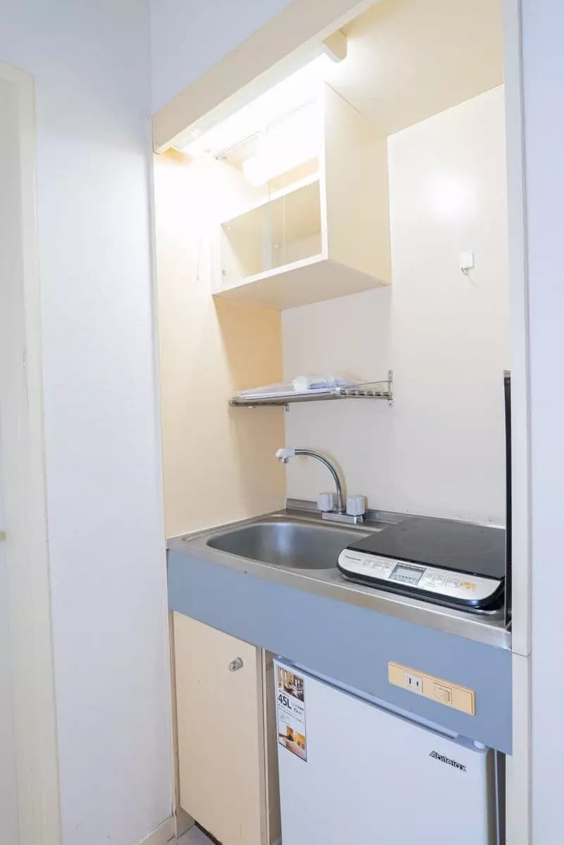 Room image 8