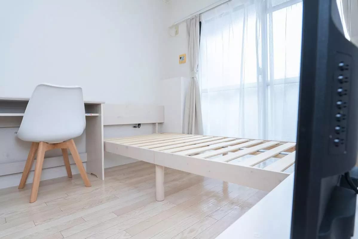 Room image 8
