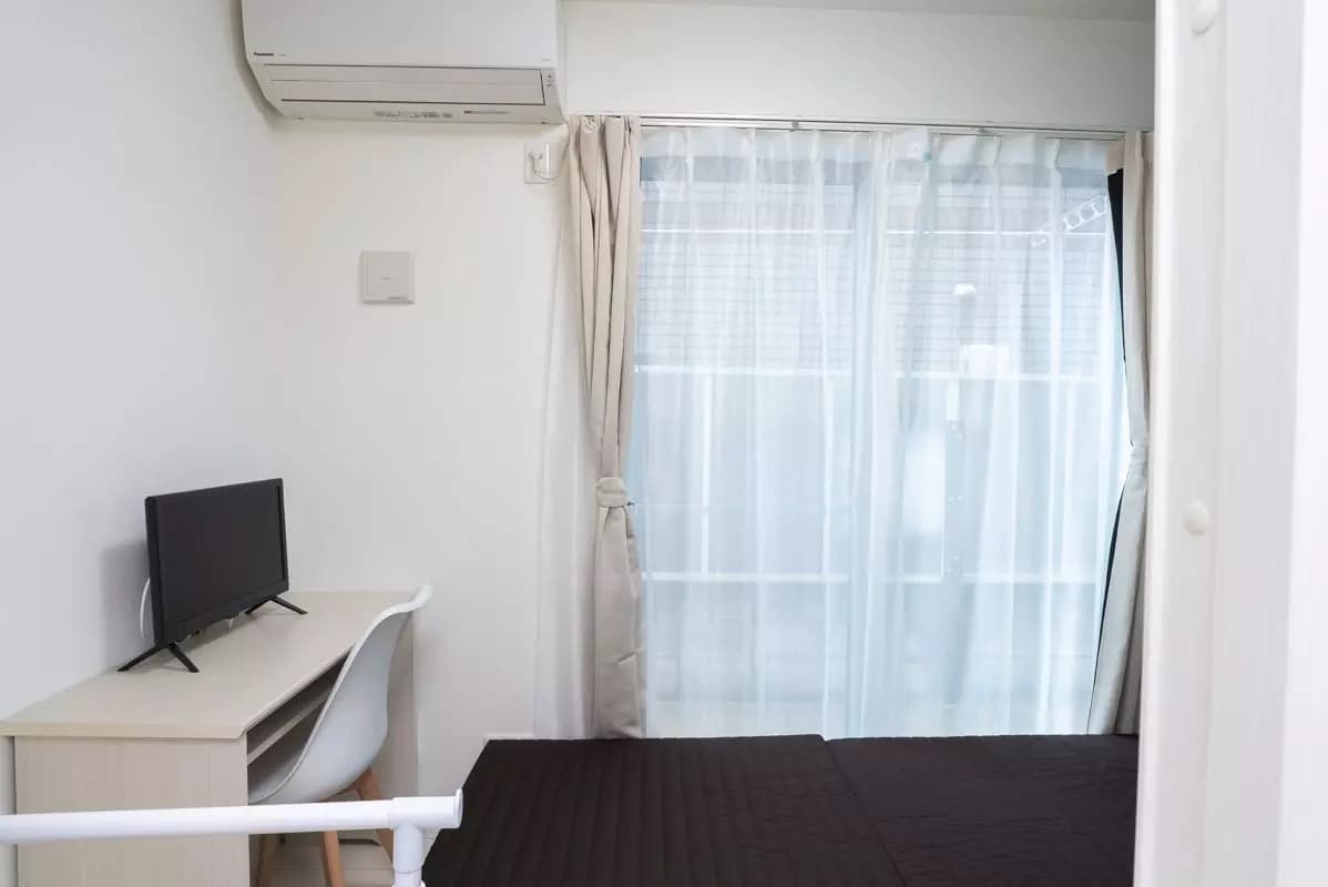 Room image 11