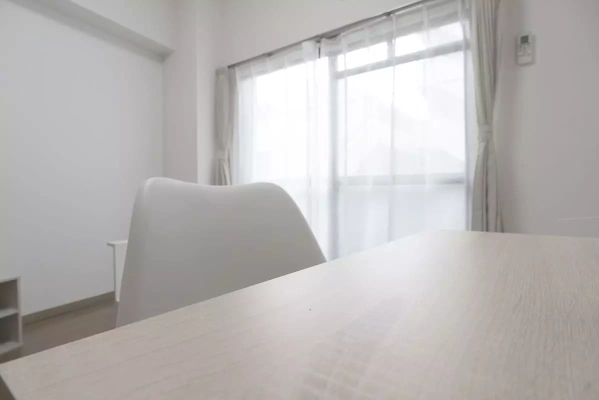 Room image 8