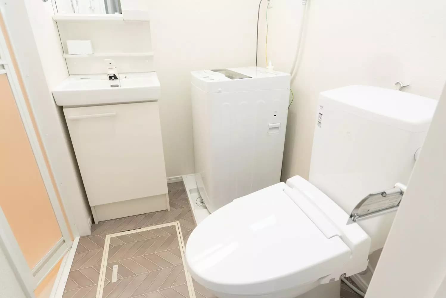 Room image 11