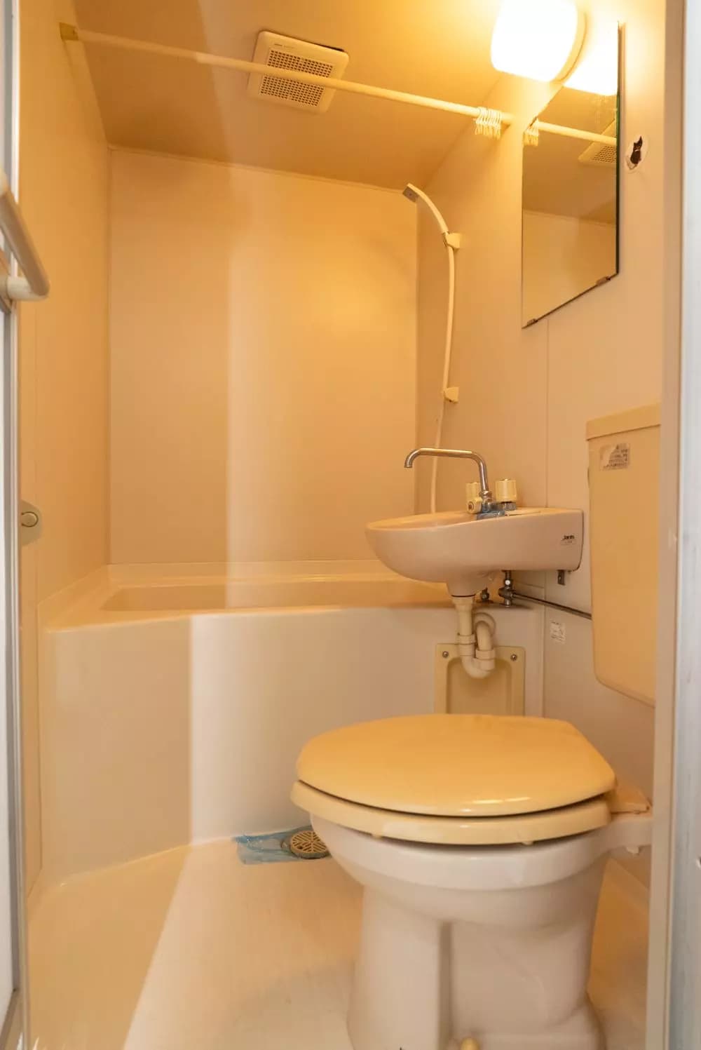 Room image 10