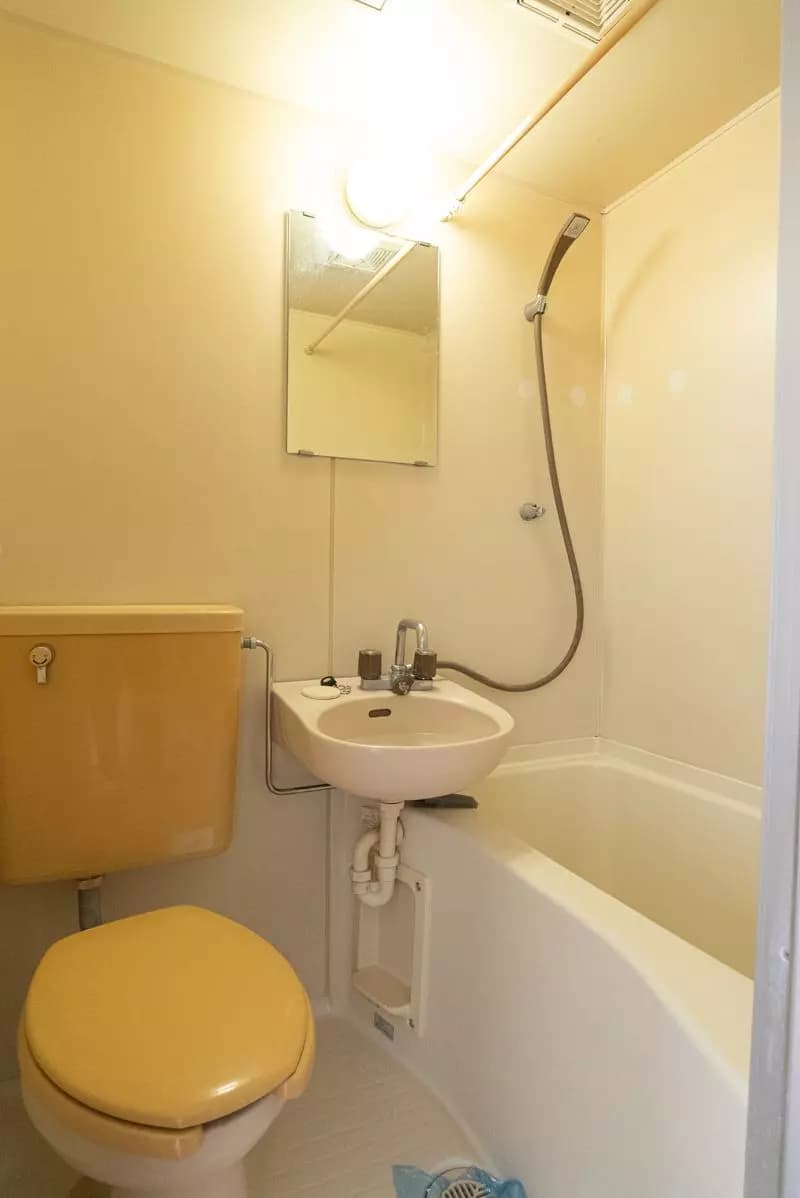 Room image 15