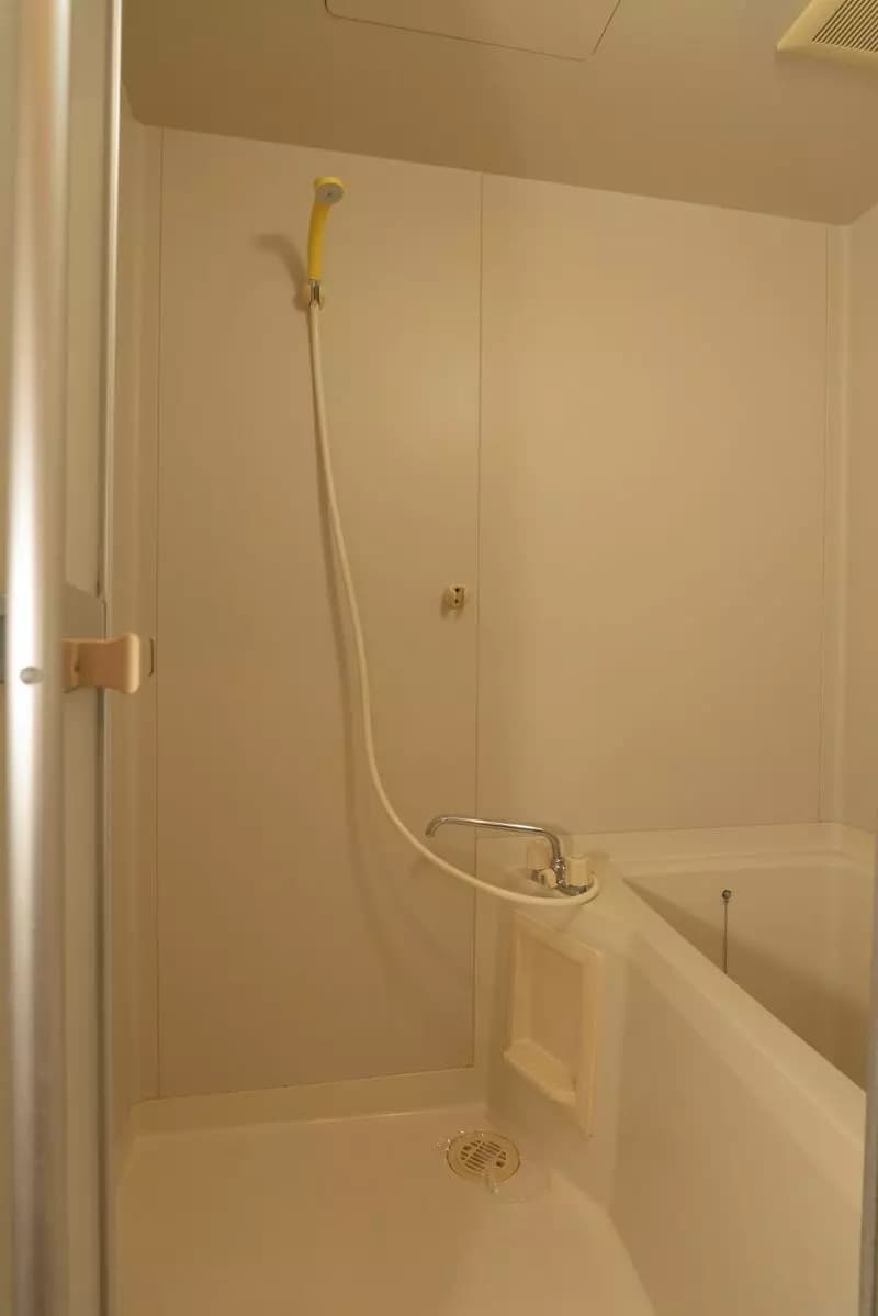 Room image 15