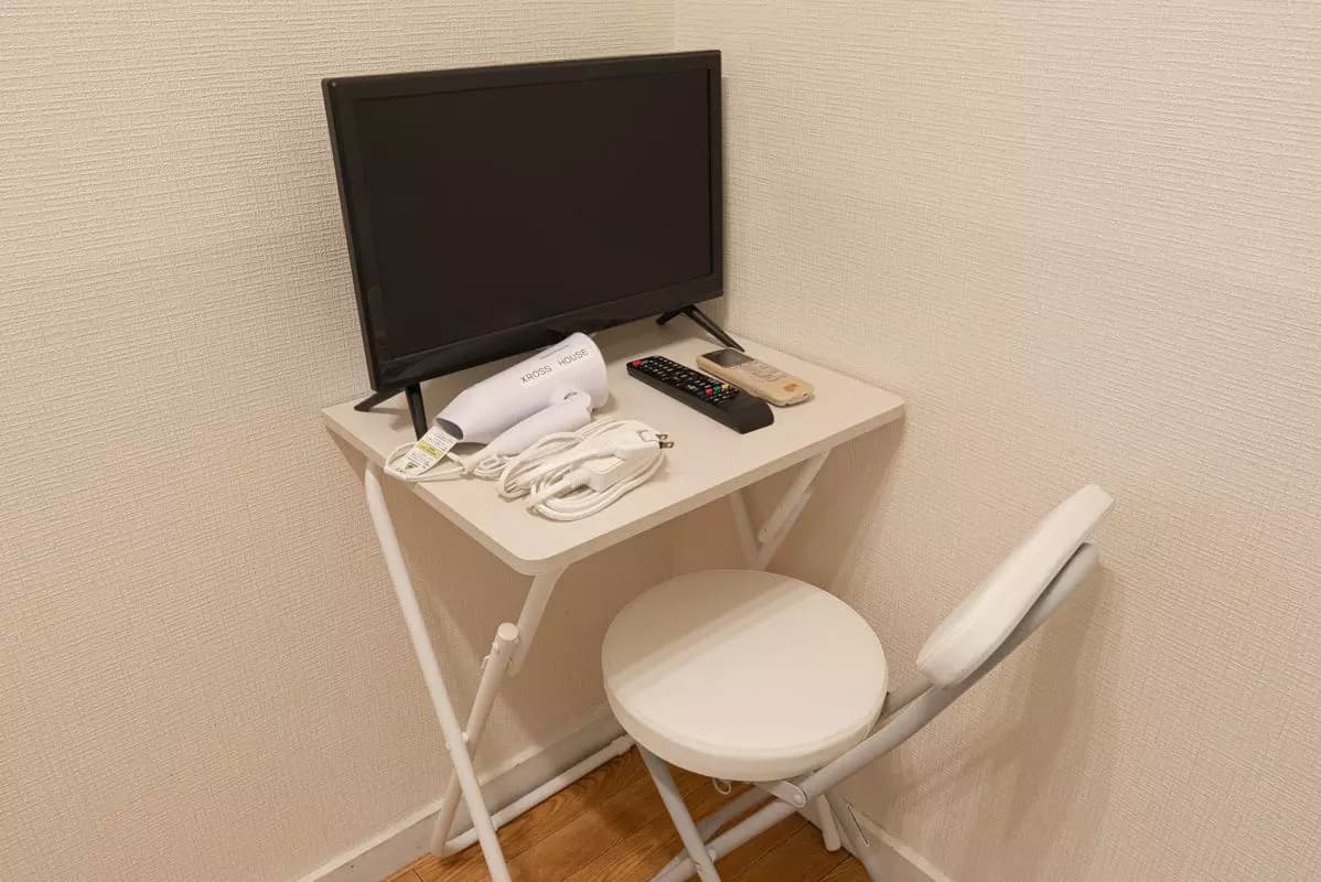 Room image 10