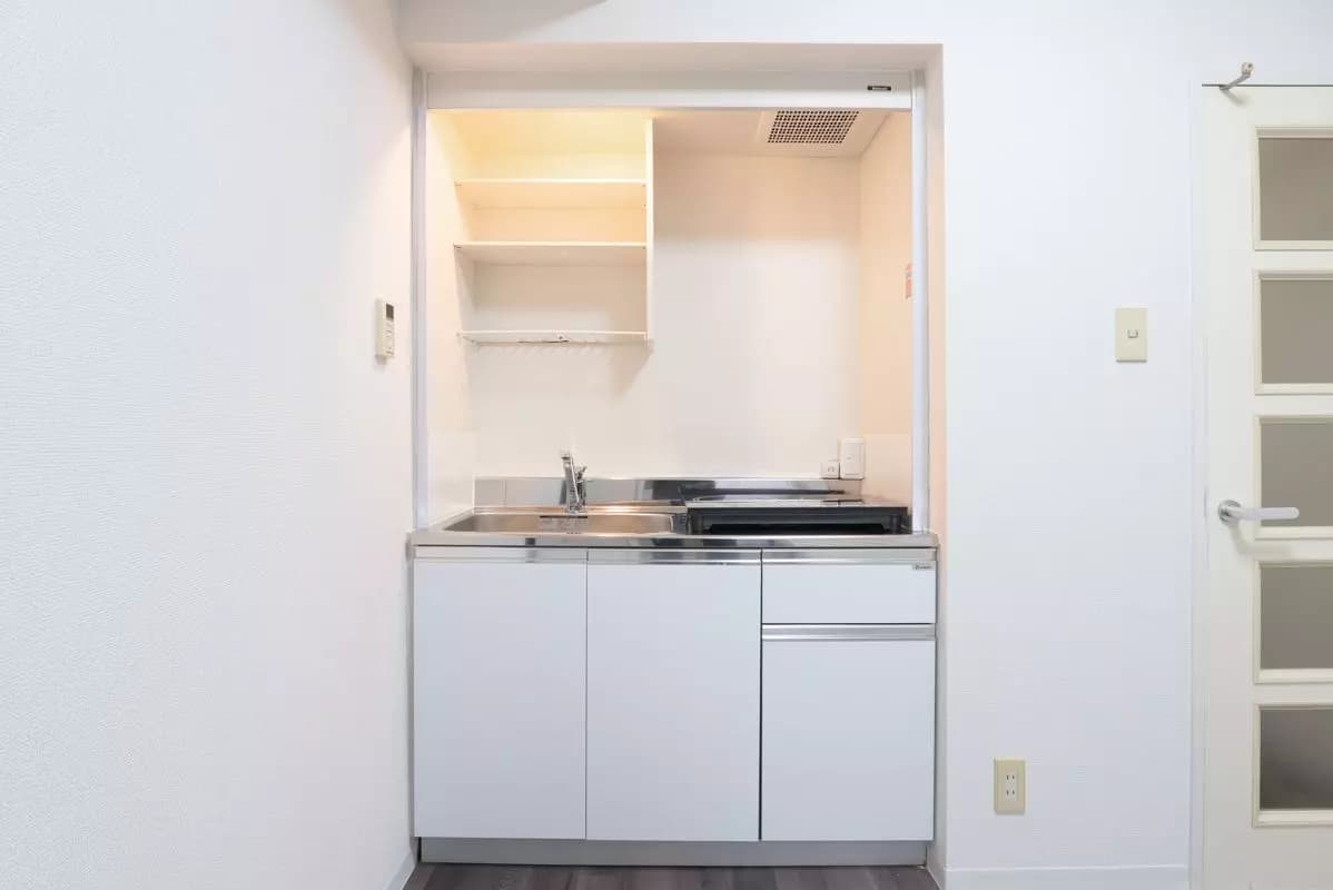 Room image 8