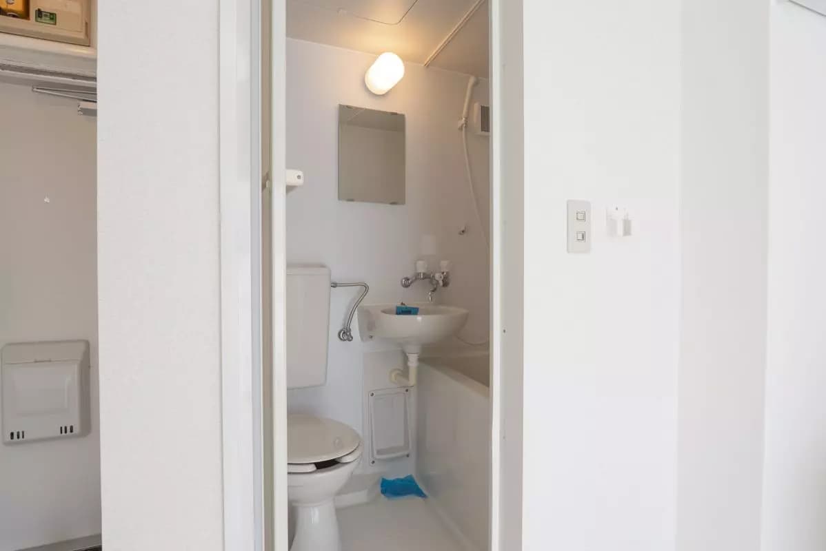 Room image 13