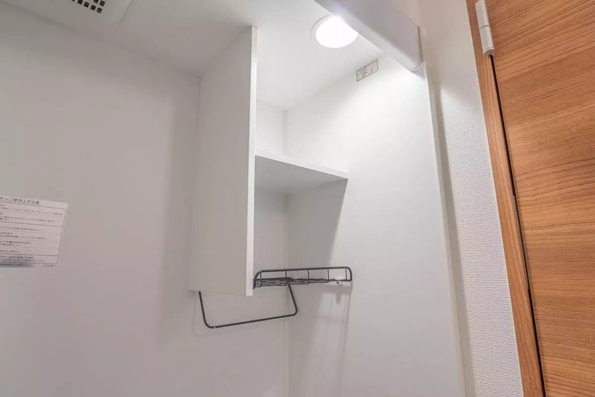 Room image 16